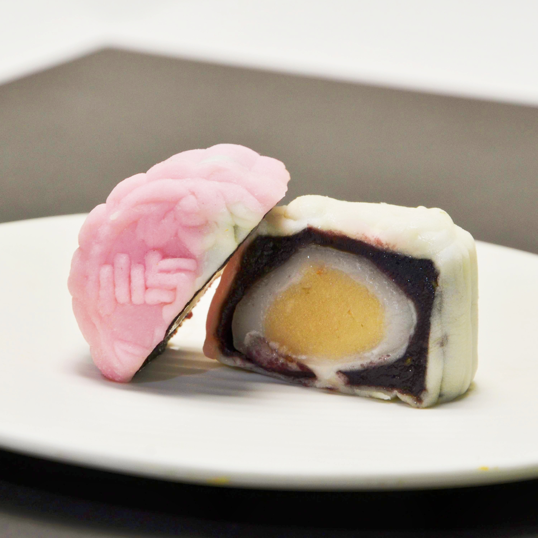 Yum Yam Mochi Snow Skin Mooncake 金芋满堂冰皮月饼
