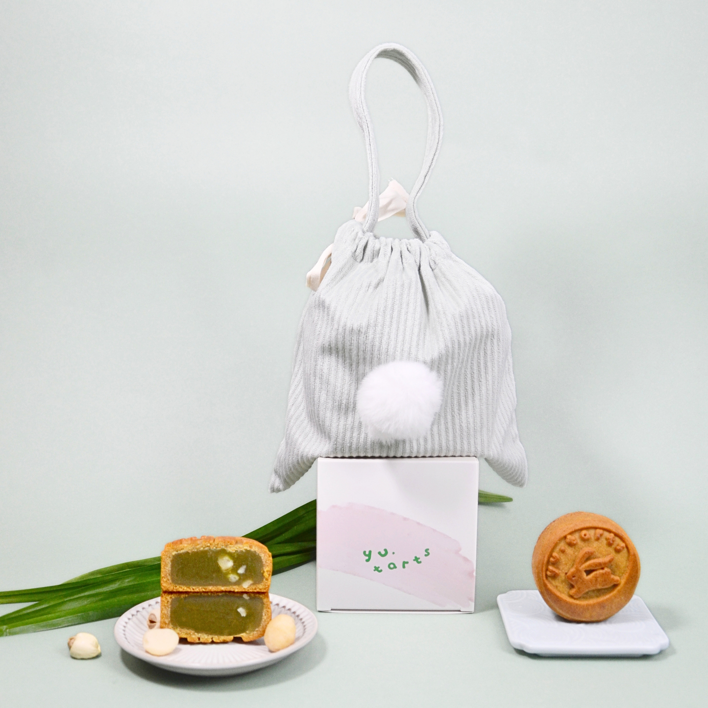YU Signature Baked Mooncake 減糖烘皮月饼(2pcs Set)